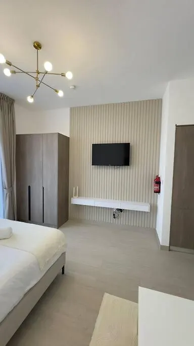 New! Modern Cosy Studio Laya Heights Dubai Apartment